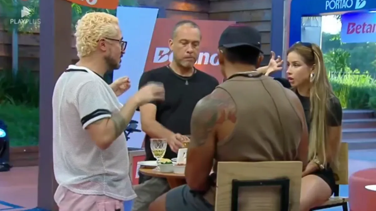 Fernando Presto, Juninho, Gilsão e Babi Muniz (Reprodução Record)