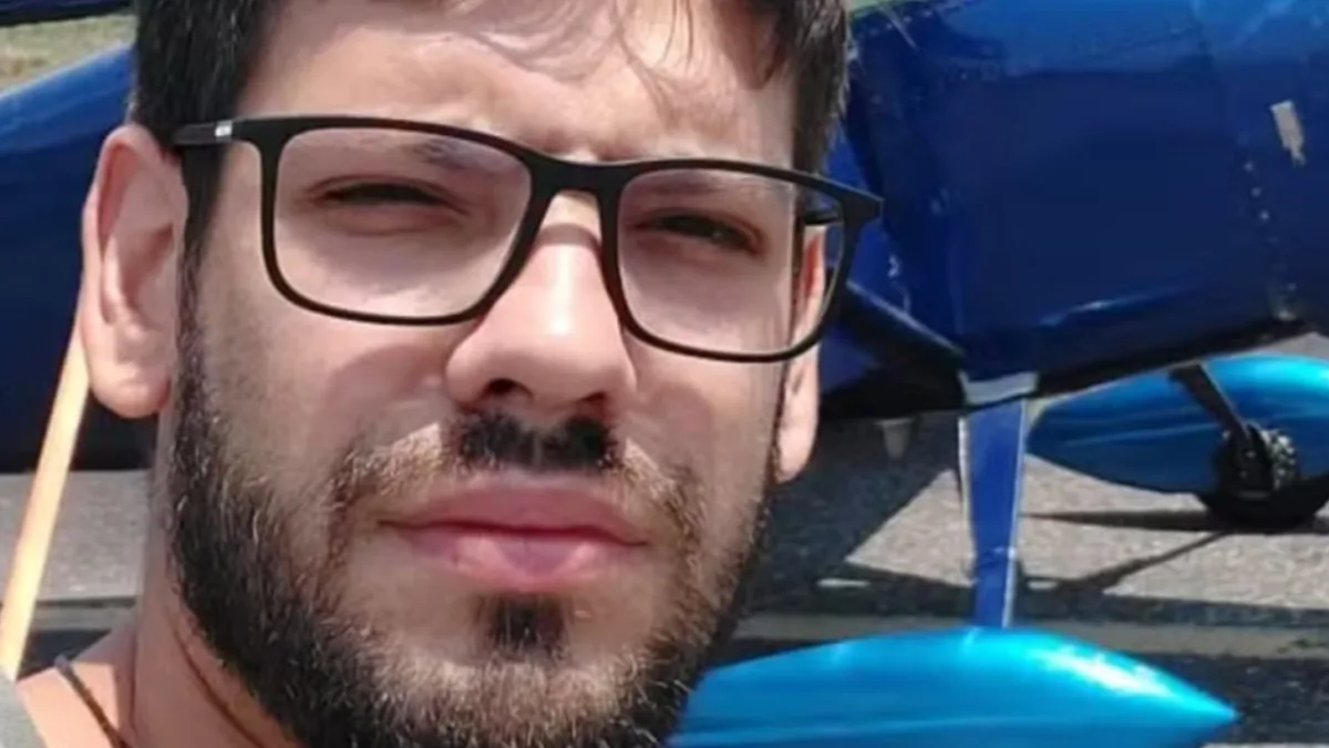 Piloto registra vídeo na cabine momentos antes de acidente (Foto Reprodução Redes Sociais)