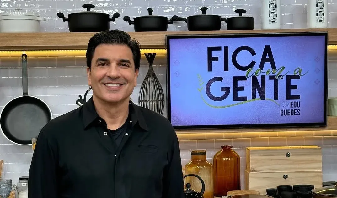 REDETV! FICA COM A GENTE (12)