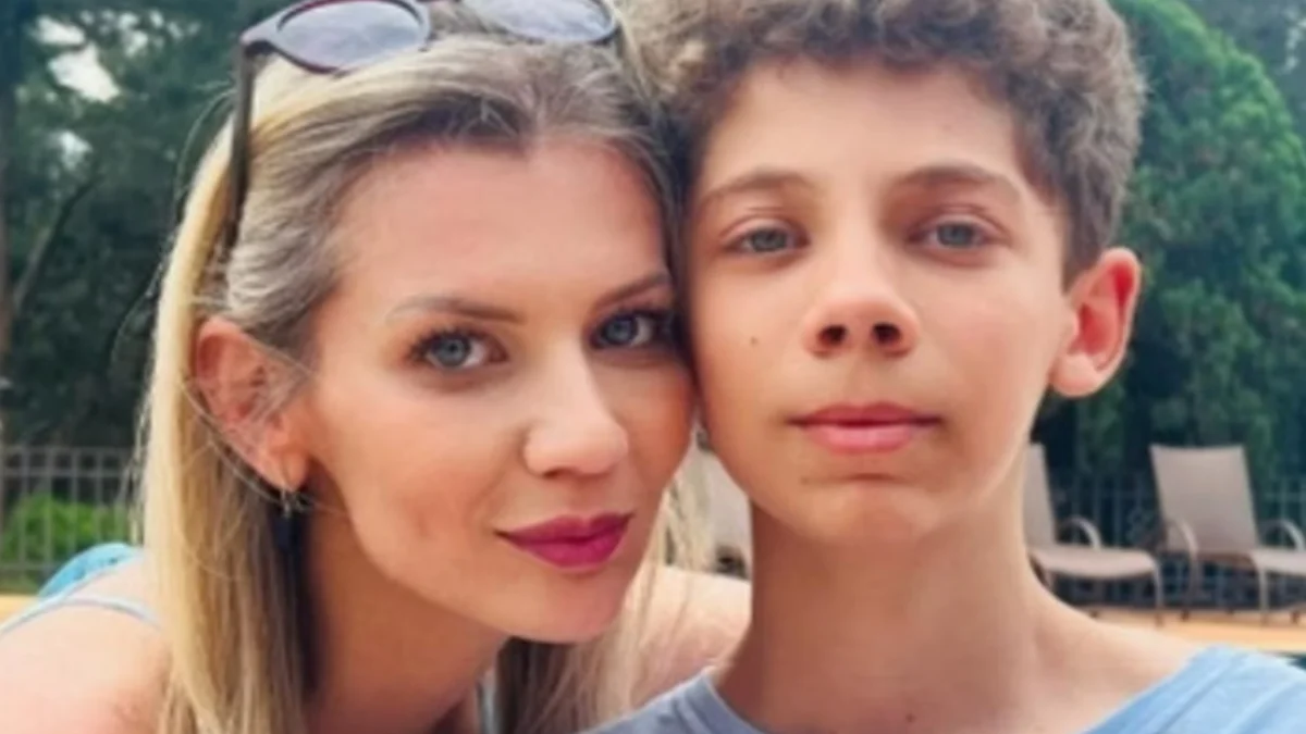 Camila Silveira e o filho