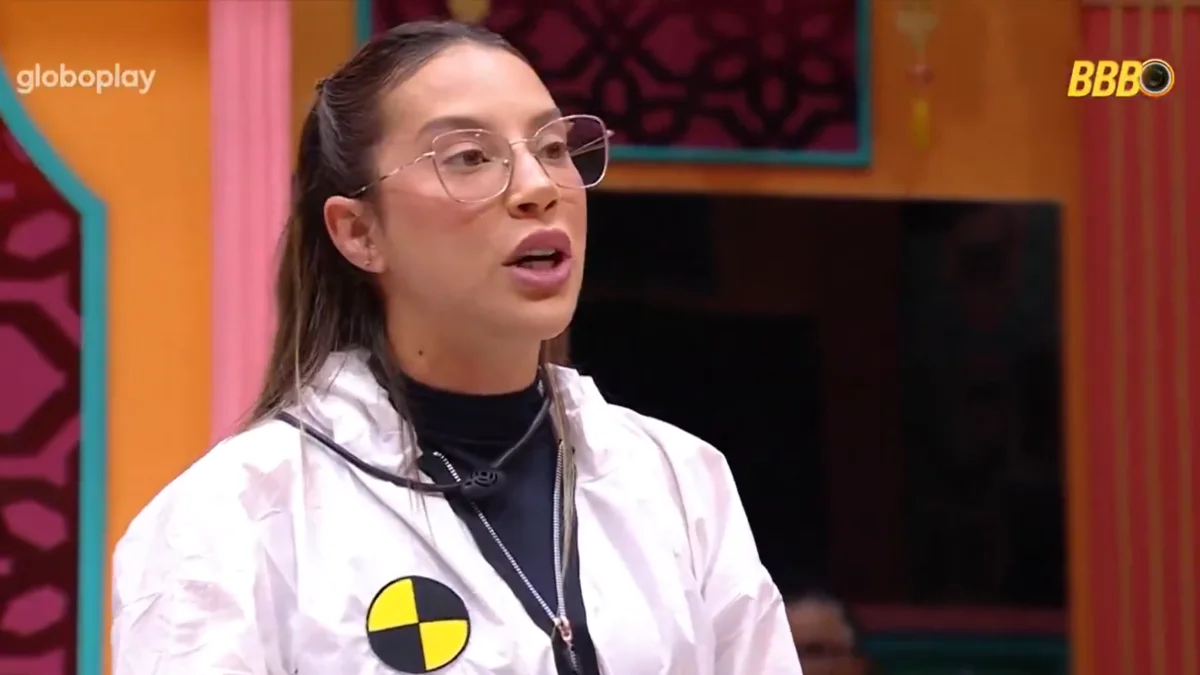 Renata Saldanha solta o verbo no BBB