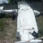 Avião PB