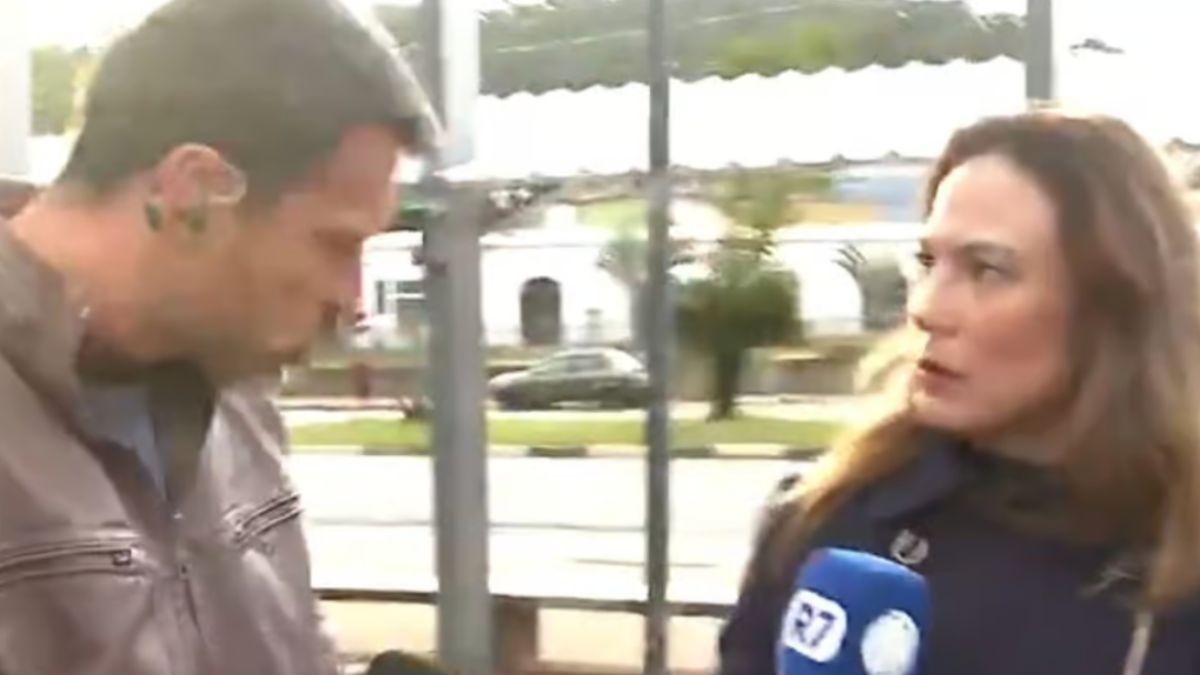 Repórter da Band se explica ao vivo após agredir colega da Record (Foto Reprodução Redes Sociais)