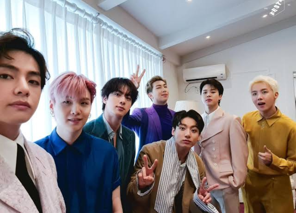 BTS (Foto: Reprodução/Instagram/@jinbase)