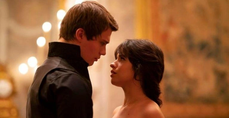camila-cabello-e-ator-de-cinderela-arrasam-em-coreografia-confira-1232330