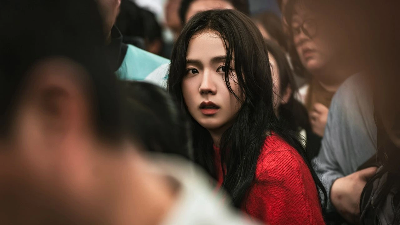 jisoo-newtopia-capa